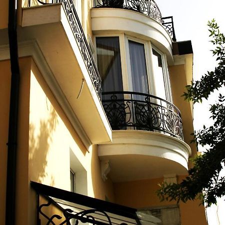 Luxury Private House In City Center Veliko Tărnovo Exteriör bild