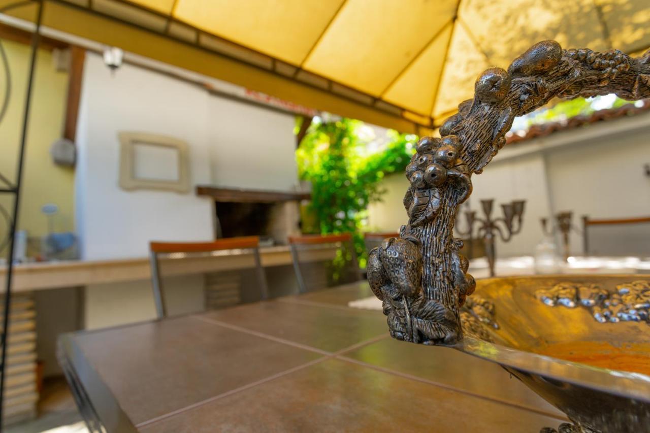 Luxury Private House In City Center Veliko Tărnovo Exteriör bild