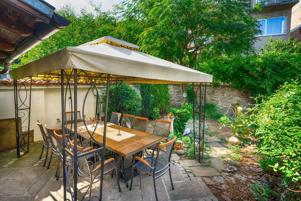 Luxury Private House In City Center Veliko Tărnovo Exteriör bild