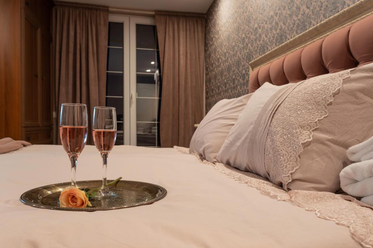 Luxury Private House In City Center Veliko Tărnovo Exteriör bild