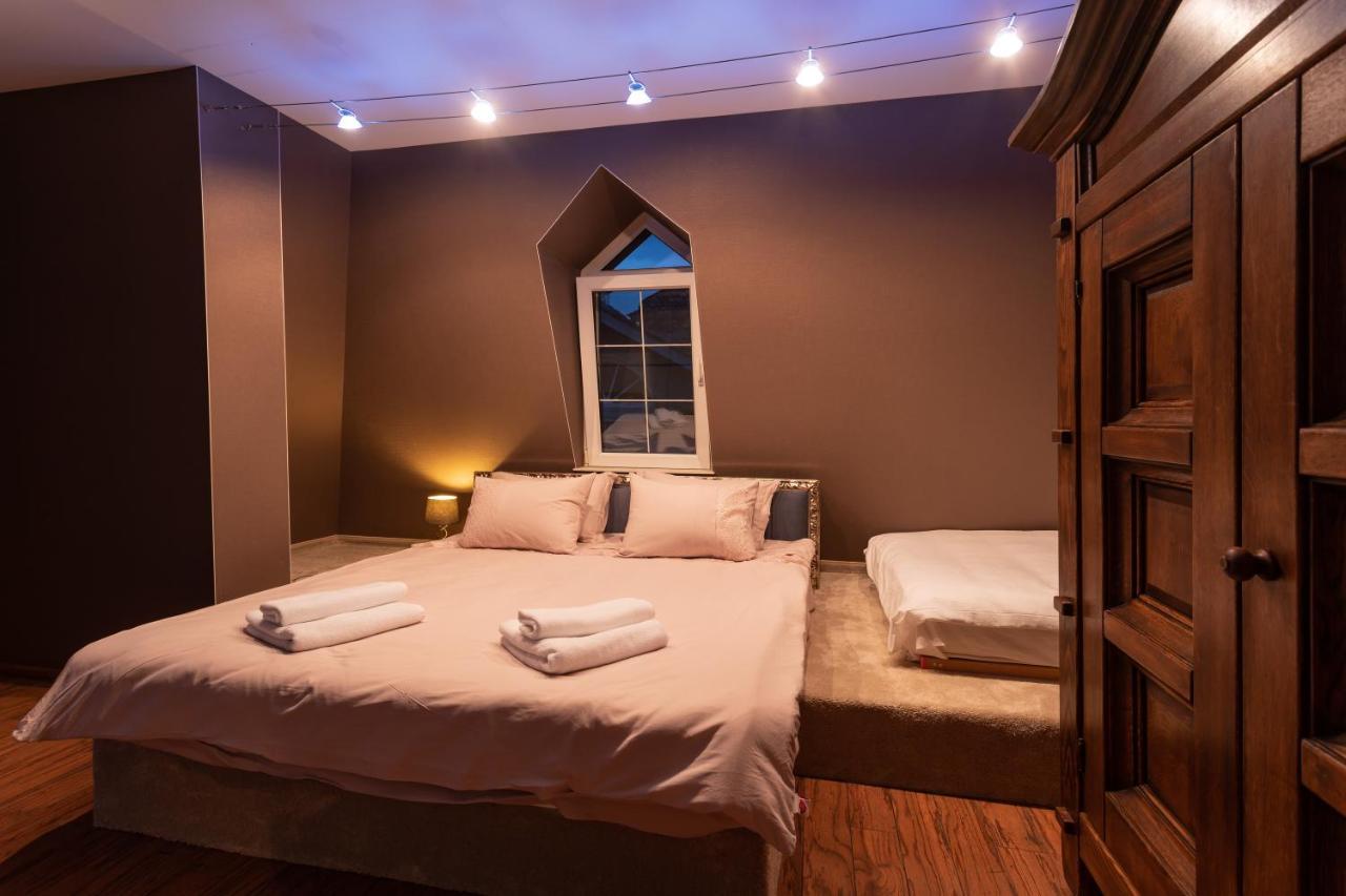 Luxury Private House In City Center Veliko Tărnovo Exteriör bild
