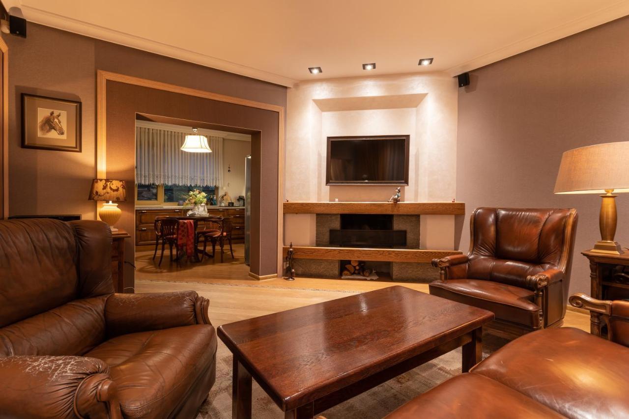 Luxury Private House In City Center Veliko Tărnovo Exteriör bild